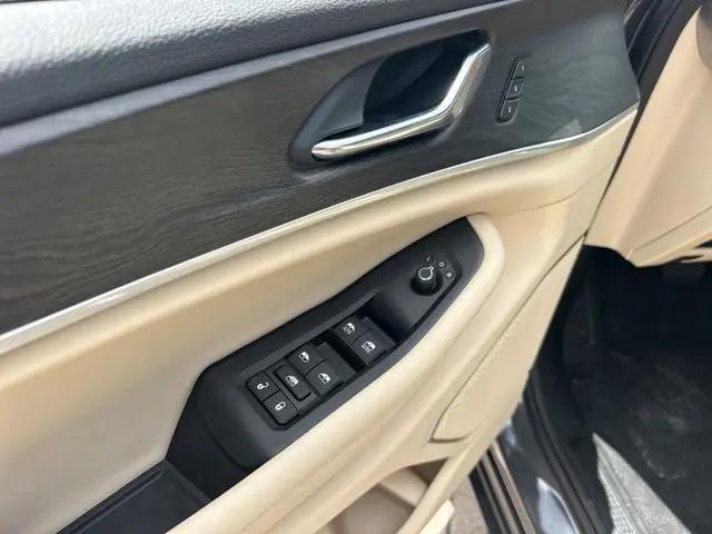 2026 Jeep Grand Cherokee L Limited 4x2