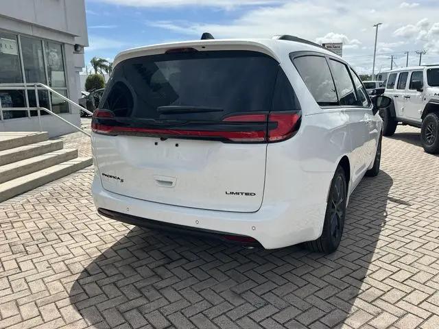 2026 Chrysler Pacifica Limited