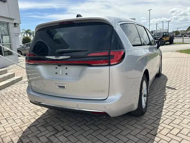 2026 Chrysler Pacifica Limited