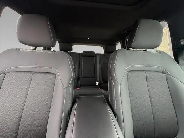 2026 Jeep Grand Cherokee Altitude 4x2