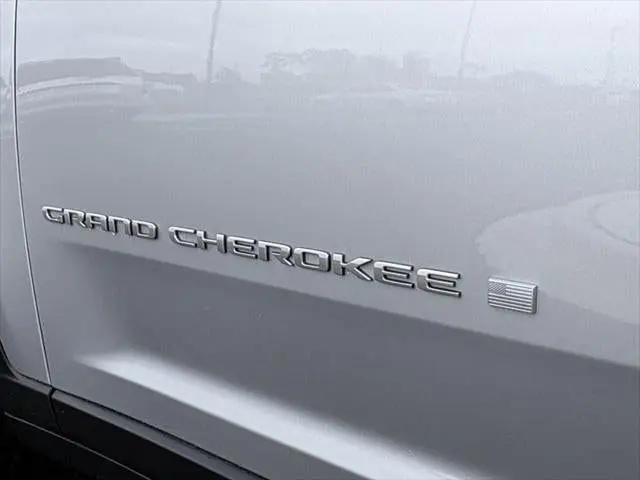 2026 Jeep Grand Cherokee Altitude 4x2