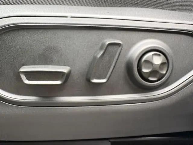 2026 Jeep Grand Cherokee Altitude 4x2