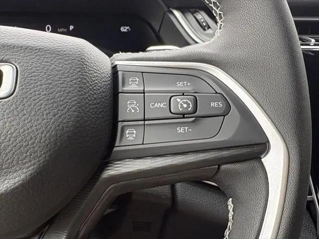 2026 Jeep Grand Cherokee Altitude 4x2
