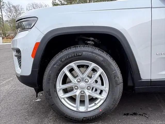 2026 Jeep Grand Cherokee Altitude 4x2