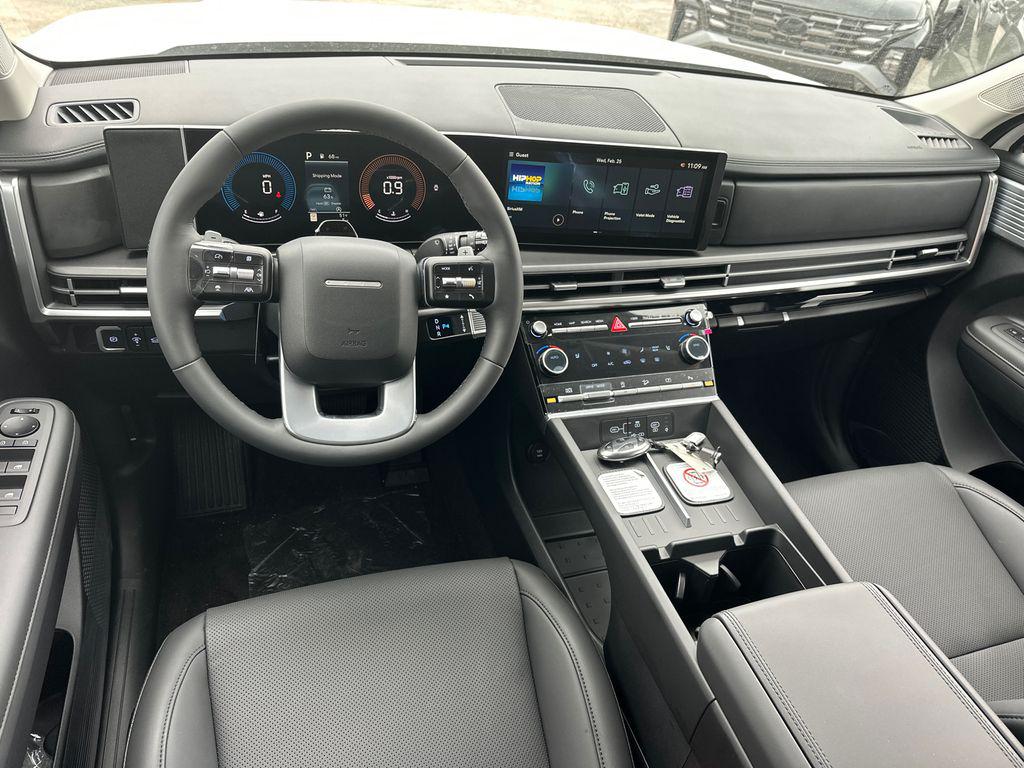 New 2026 White HYUNDAI SEL FWD image 23