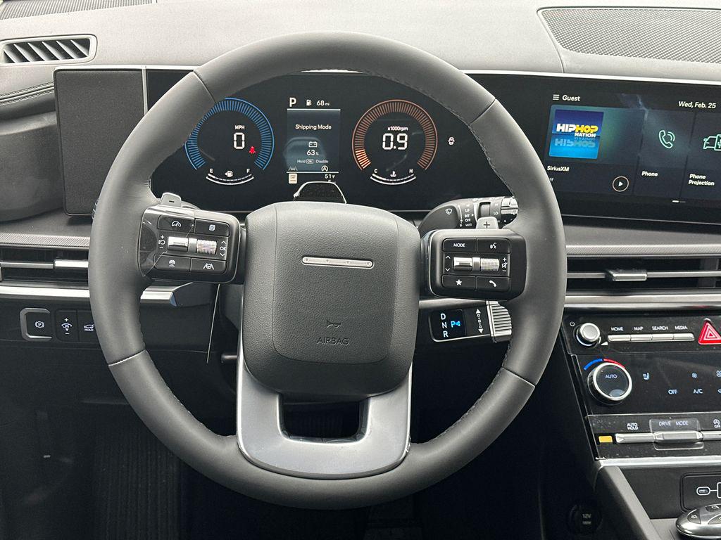 New 2026 White HYUNDAI SEL FWD image 24