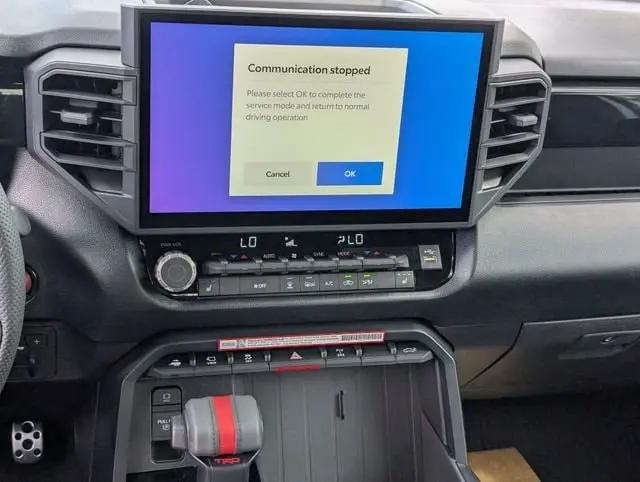 2026 Toyota Tundra Platinum CrewMax 5.5' Bed