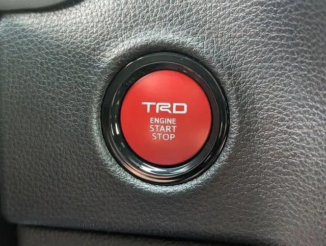 2026 Toyota Tundra Platinum CrewMax 5.5' Bed
