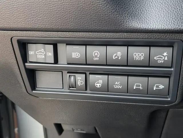 2026 Toyota Tundra Platinum CrewMax 5.5' Bed