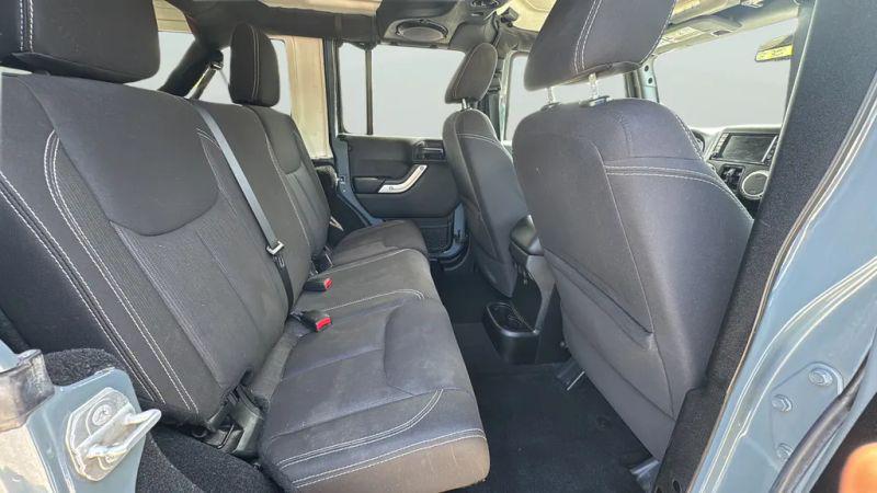2014 Jeep Wrangler Unlimited Sahara
