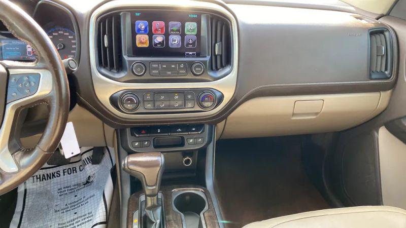 2017 GMC Canyon SLT