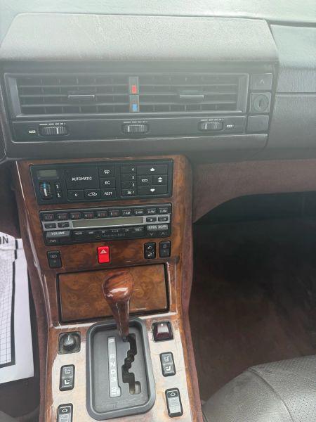 1992 Mercedes-Benz 500 5.0