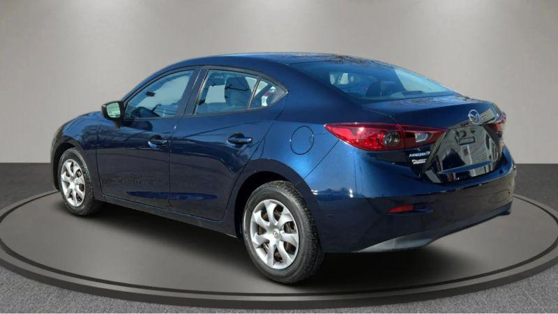 2015 Mazda Mazda3 i Sport