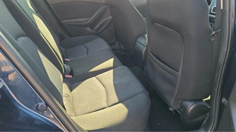 2015 Mazda Mazda3 i Sport