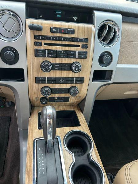 2011 Ford F-150 LARIAT
