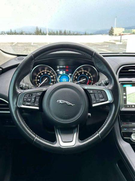 2020 Jaguar F-PACE 30t Prestige
