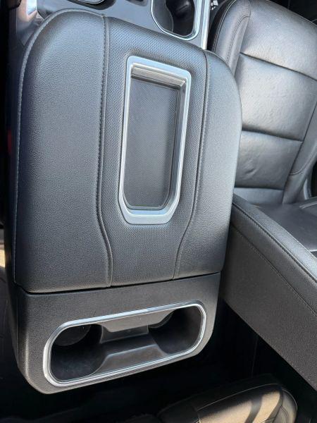 2022 GMC Sierra 1500 4WD Crew Cab Short Box SLT
