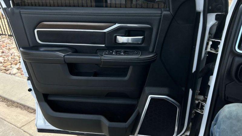 2022 Ram 2500 Laramie Crew Cab 4x4 6'4" Box