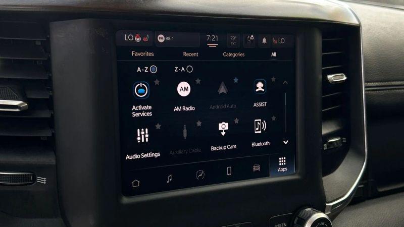 2022 Ram 2500 Laramie Crew Cab 4x4 6'4" Box
