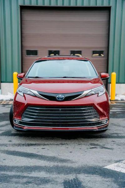 2022 Toyota Sienna Platinum