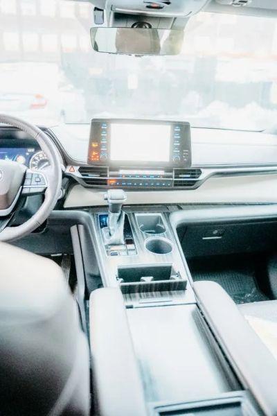 2022 Toyota Sienna Platinum