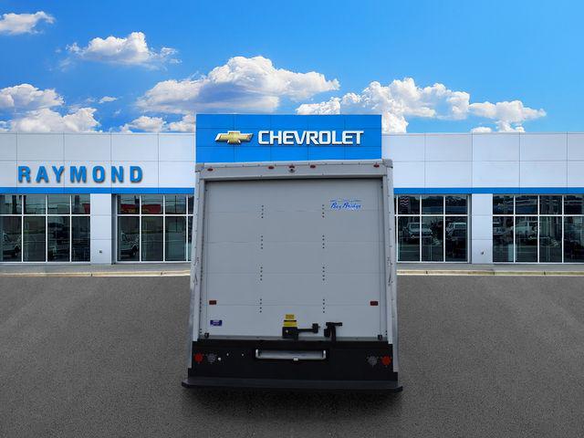 2025 Chevrolet Express Cutaway Work Van
