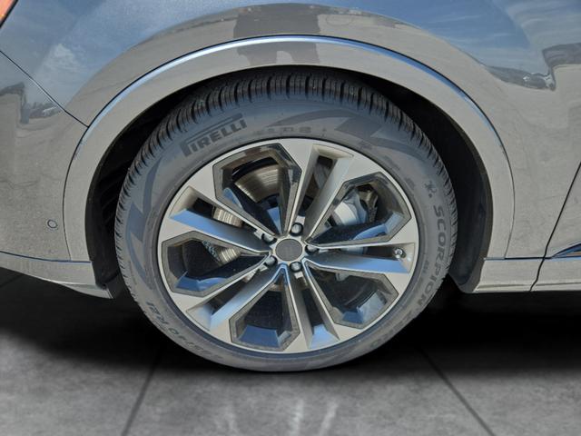 2026 Audi Q7 Premium Plus 55 TFSI quattro tiptronic