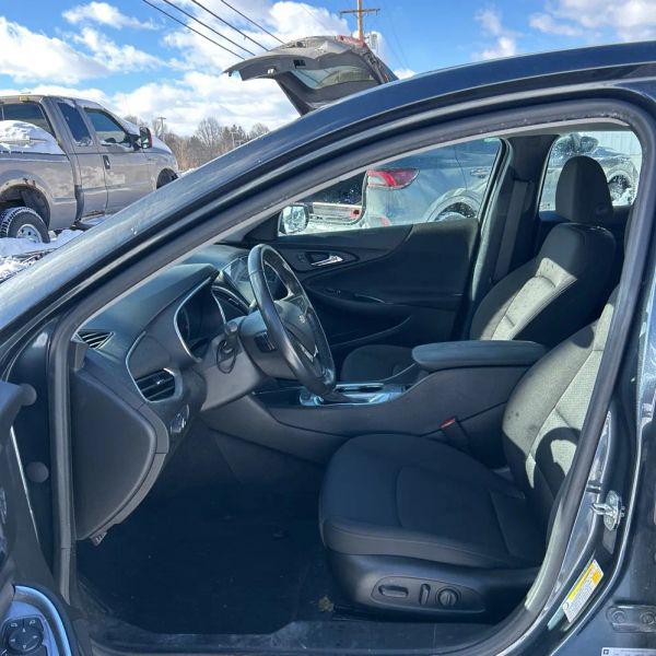 2021 Chevrolet Malibu FWD LT