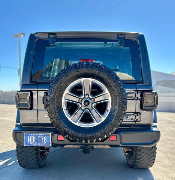 2020 Jeep Wrangler Sahara 4x4
