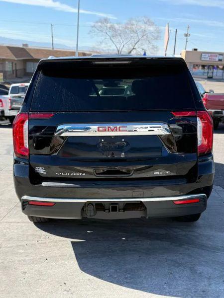 2022 GMC Yukon XL 4WD SLT