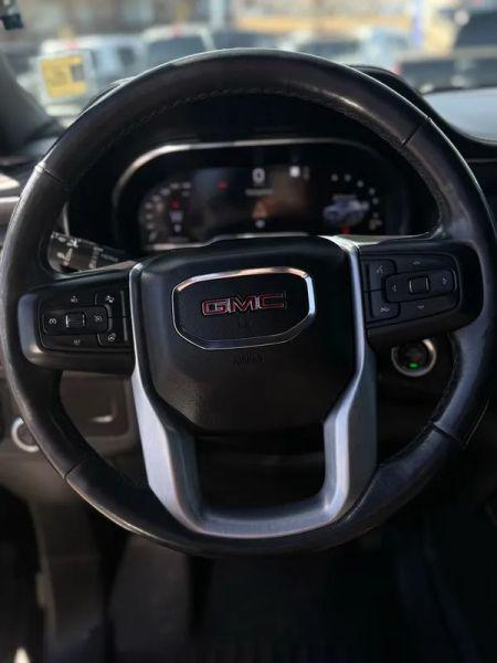 2022 GMC Yukon XL 4WD SLT