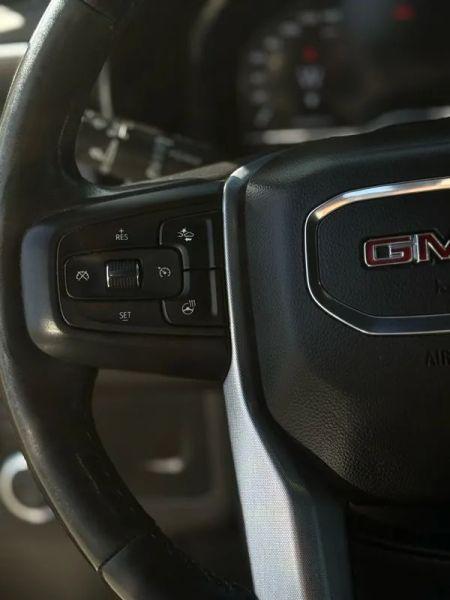 2022 GMC Yukon XL 4WD SLT