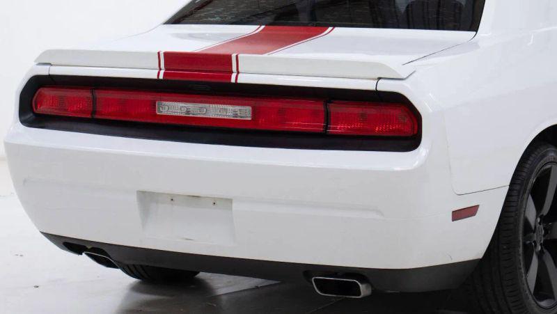 2012 Dodge Challenger SXT