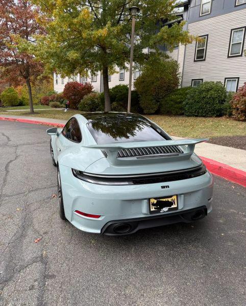 2025 Porsche 911 Carrera