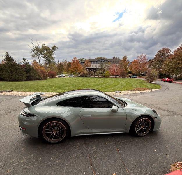 2025 Porsche 911 Carrera
