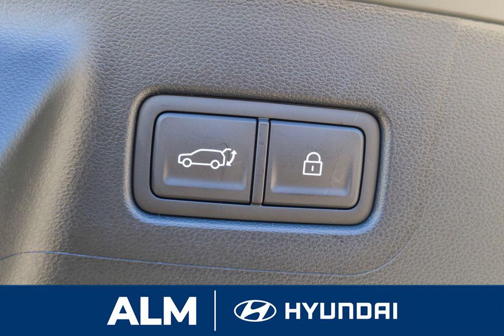 New 2026 Gray HYUNDAI XRT AWD image 9