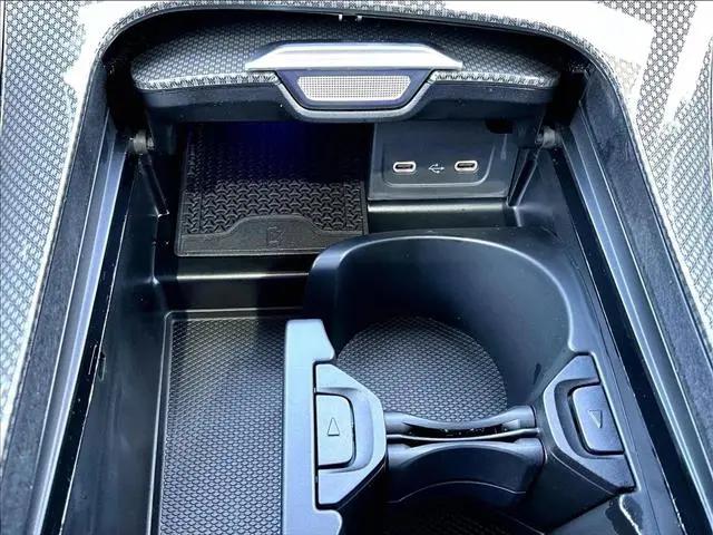 2026 Mercedes-Benz E-CLASS E 300 CLE 300