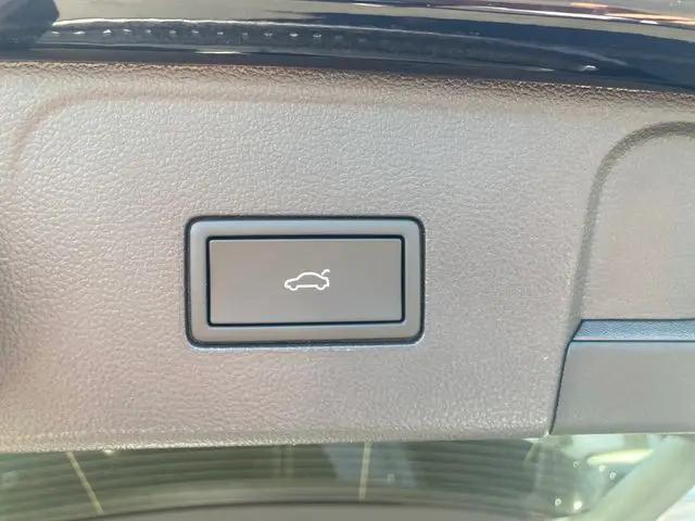 2026 Volkswagen Atlas Peak Edition