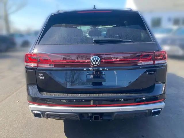 2026 Volkswagen Atlas Peak Edition