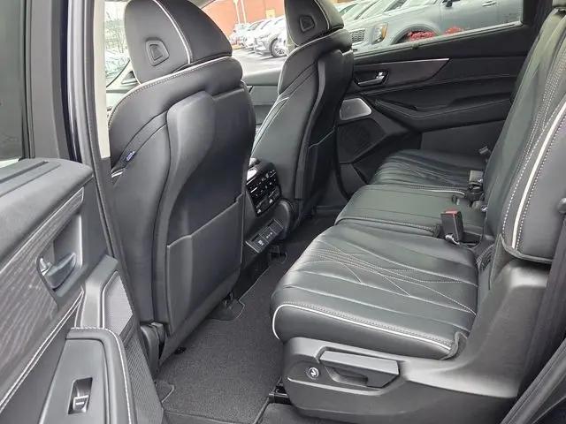 2026 Acura MDX Advance Package