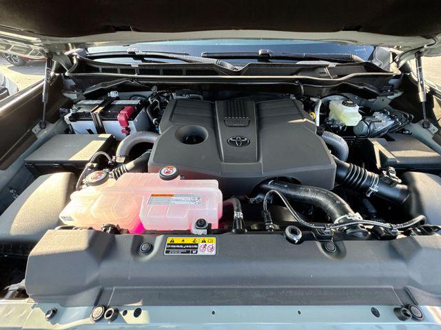2026 Toyota Tundra Limited CrewMax 5.5' Bed