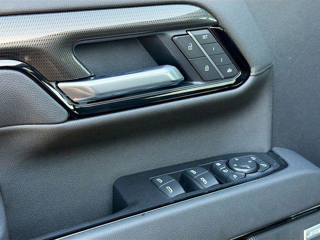 2026 GMC Sierra 2500HD Crew Cab, Standard Bed, AT4, 4WD