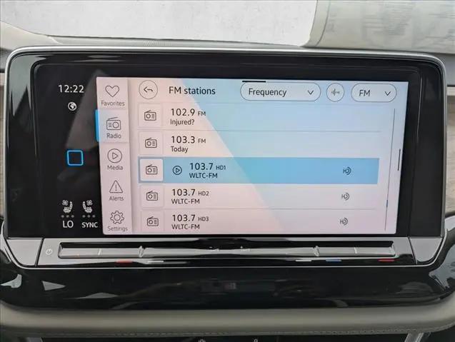 2026 Volkswagen Atlas SE with Technology