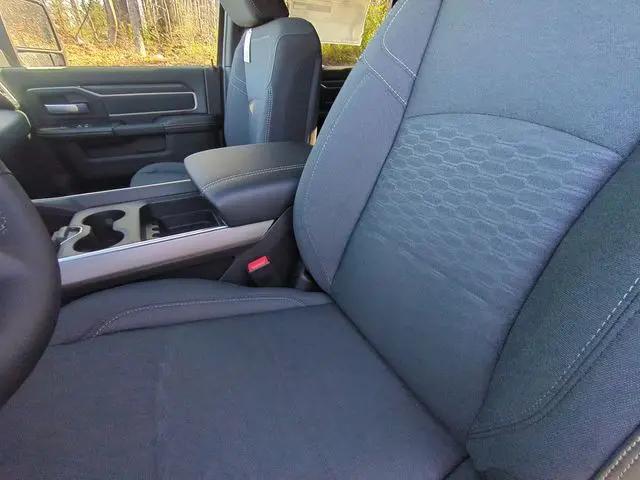 2026 Ram 2500 Big Horn Crew Cab 4x4 6'4" Box