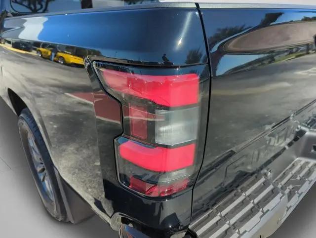 2026 Nissan Frontier Crew Cab SV 4x2
