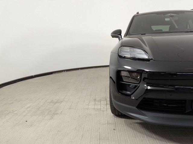 2026 Porsche Macan Electric 4S