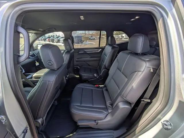 2026 GMC Acadia Elevation AWD