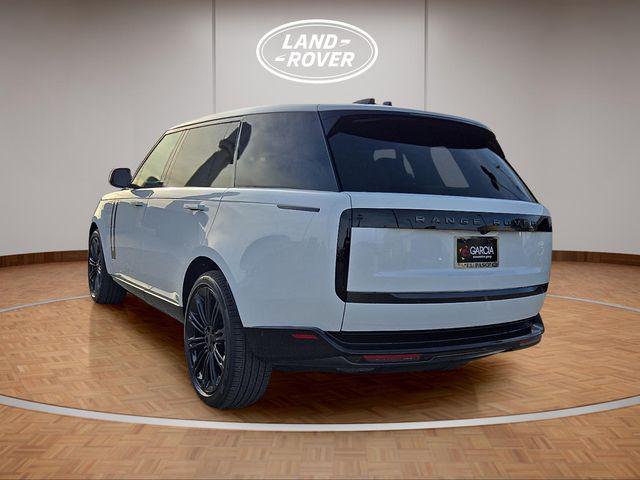 2026 Land Rover Range Rover P400 SE 7 Seat