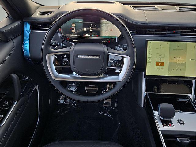 2026 Land Rover Range Rover P400 SE 7 Seat