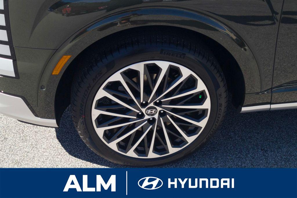 New 2026 Silver Hyundai Calligraphy FWD image 13
